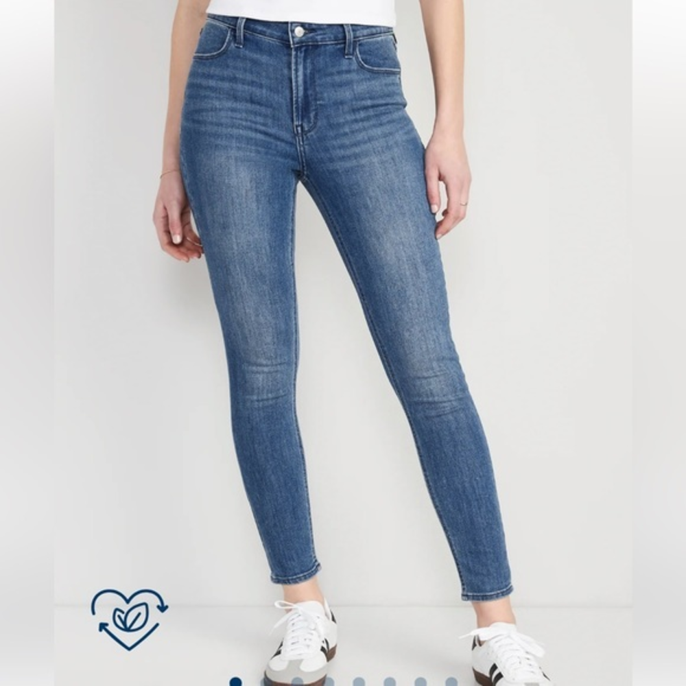 OLD NAVY Extra High-Rise Rockstar Super Skinny Sz‎ 4p